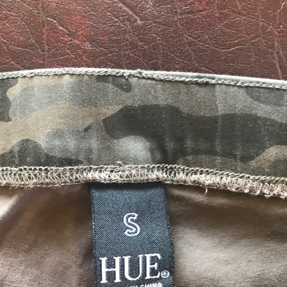 Hue Camo Leggings Never Worn Sz Small - Picture 4 of 4